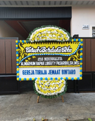 Papan Bunga Duka di Cigalontang